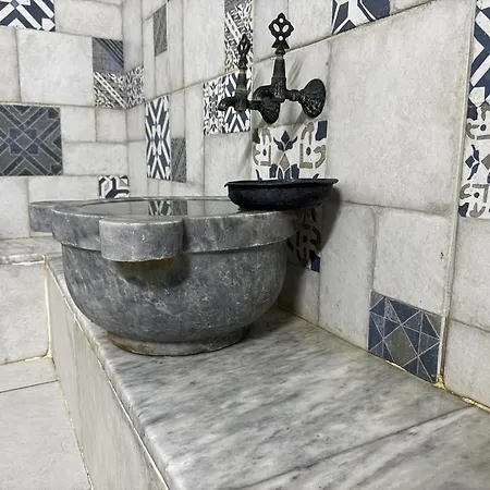 Reis Thermal فندق