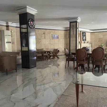 Reis Thermal فندق