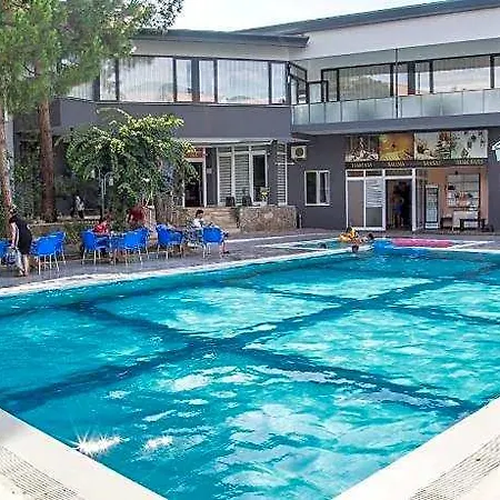 Hotel Reis Thermal 3*