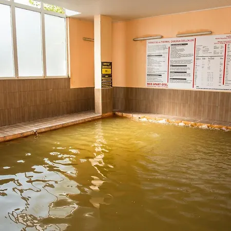 Reis Thermal Hotel Pamukkale